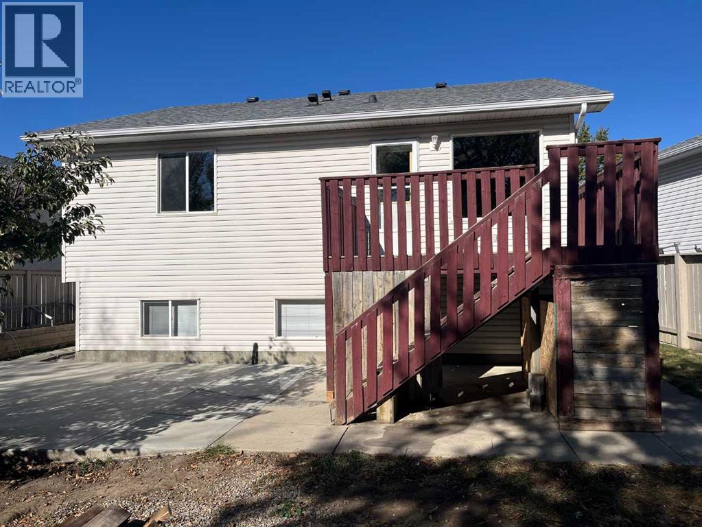 64 Ermineview Way N, Lethbridge, Alberta  T1H 6M8 - Photo 19 - A2263537