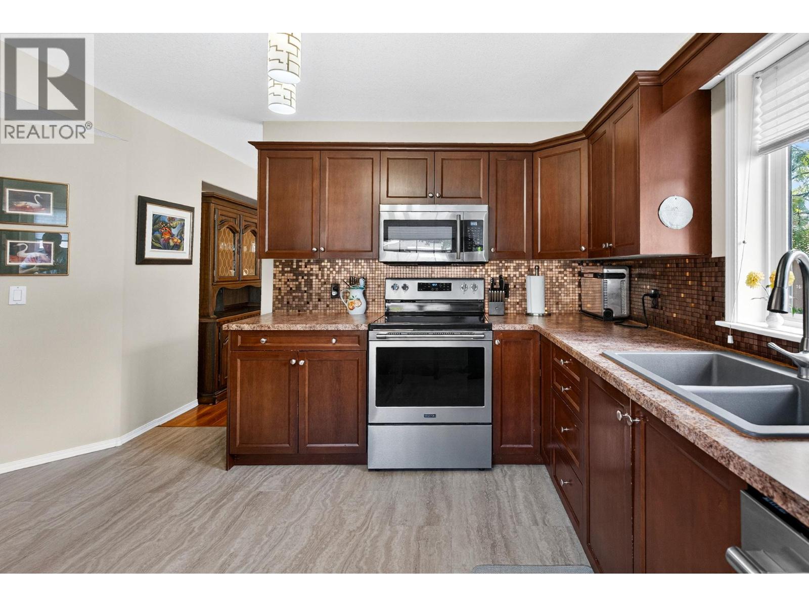 545 Glenmeadows Road Unit# 24 Kelowna, BC V1V1W8_18