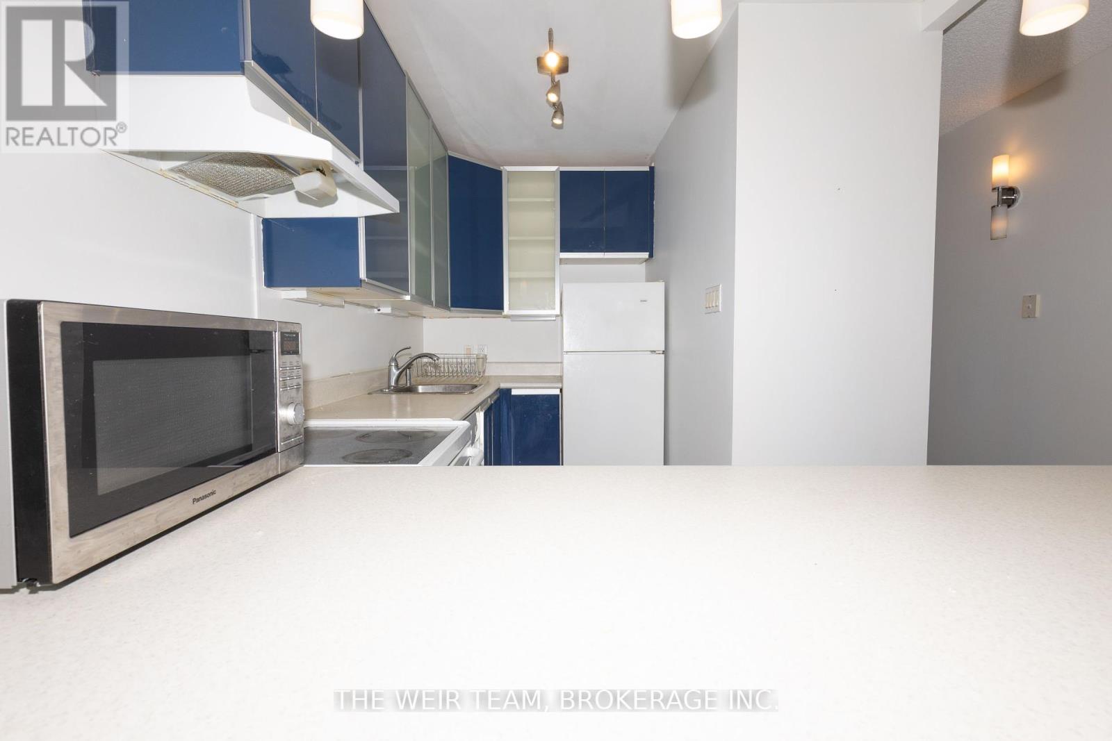 1909 - 914 Yonge Street, Toronto, Ontario  M4W 3C8 - Photo 10 - C12452754