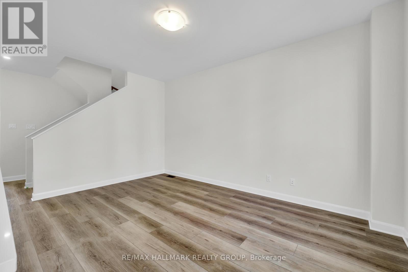2526 Espirit Drive, Ottawa, Ontario  K4A 5T2 - Photo 16 - X12458605