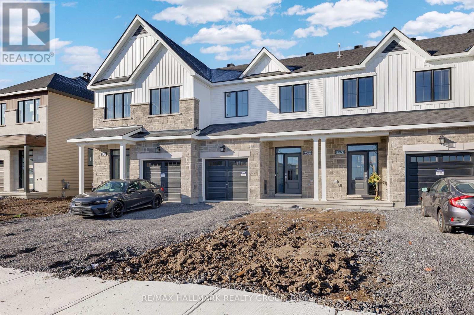 2526 Espirit Drive, Ottawa, Ontario  K4A 5T2 - Photo 2 - X12458605