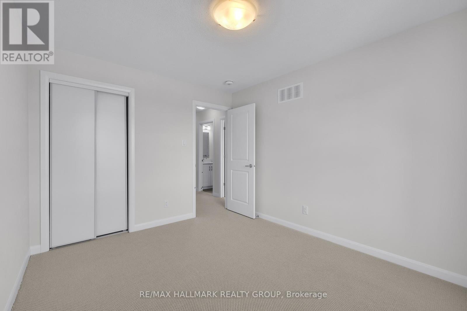 2526 Espirit Drive, Ottawa, Ontario  K4A 5T2 - Photo 26 - X12458605