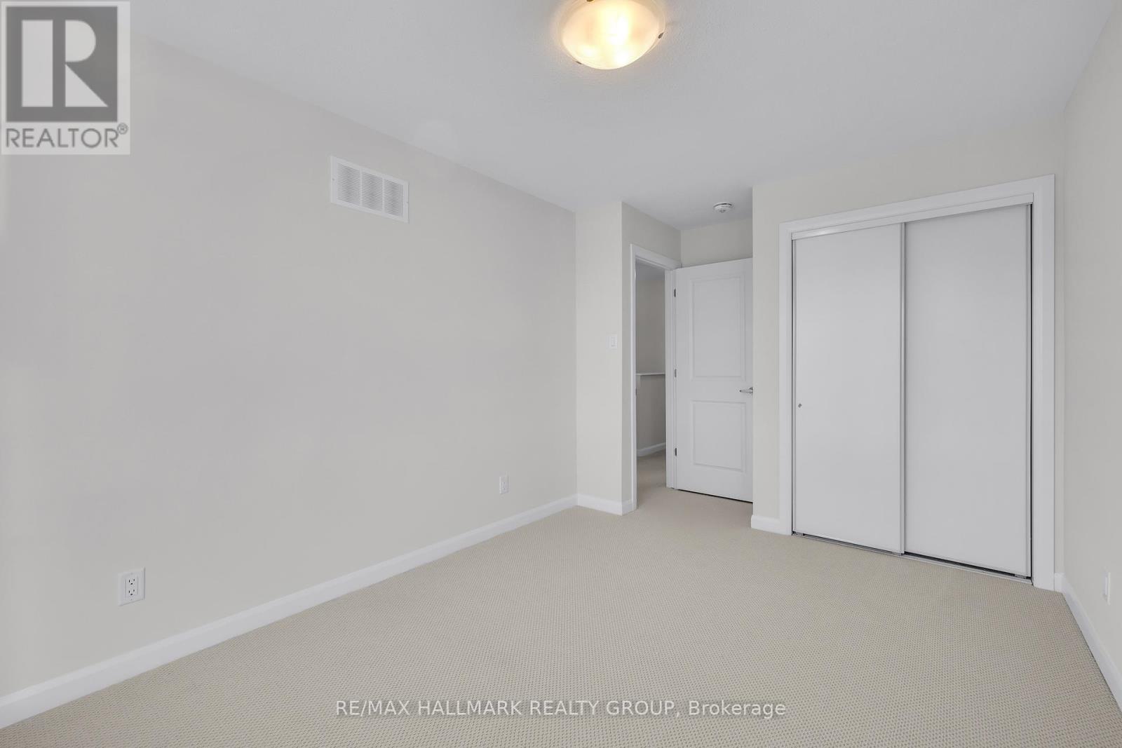2526 Espirit Drive, Ottawa, Ontario  K4A 5T2 - Photo 28 - X12458605