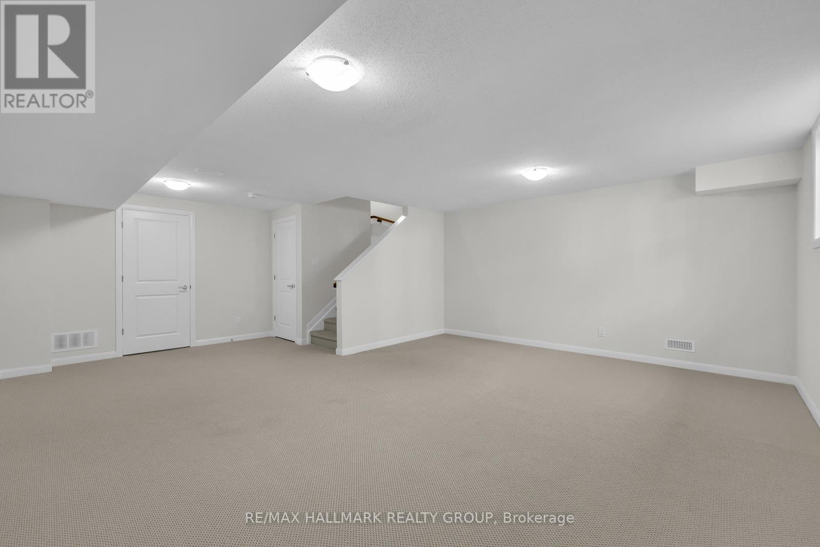 2526 Espirit Drive, Ottawa, Ontario  K4A 5T2 - Photo 31 - X12458605