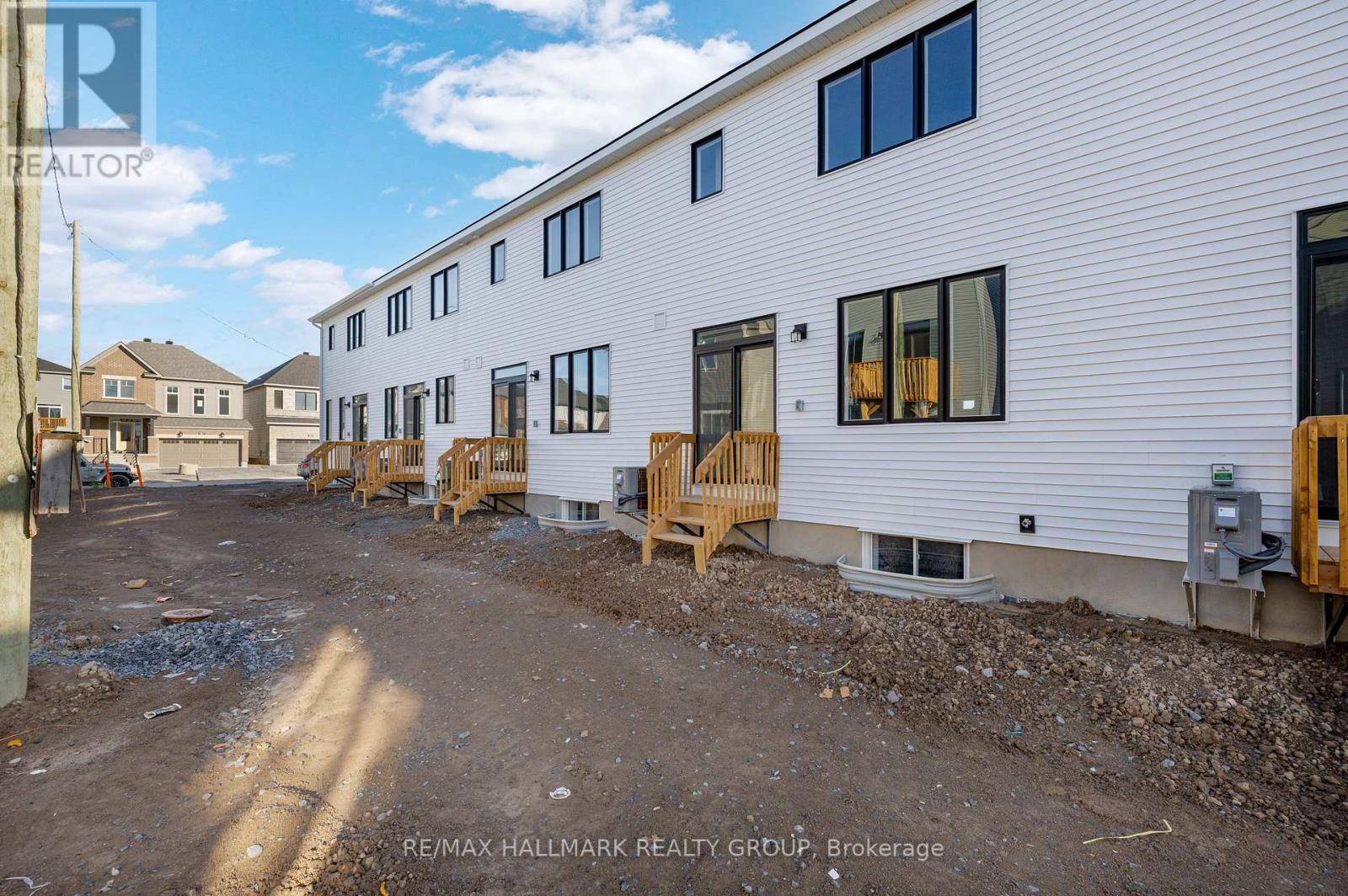 2526 Espirit Drive, Ottawa, Ontario  K4A 5T2 - Photo 34 - X12458605