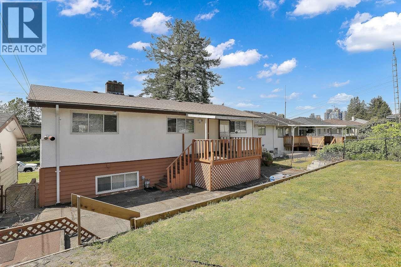6407 Lougheed Highway, Burnaby, British Columbia  V5B 3A1 - Photo 25 - R3056659