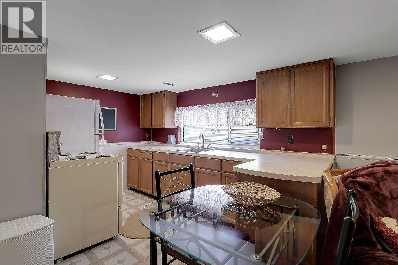 6407 Lougheed Highway, Burnaby, British Columbia  V5B 3A1 - Photo 35 - R3056659