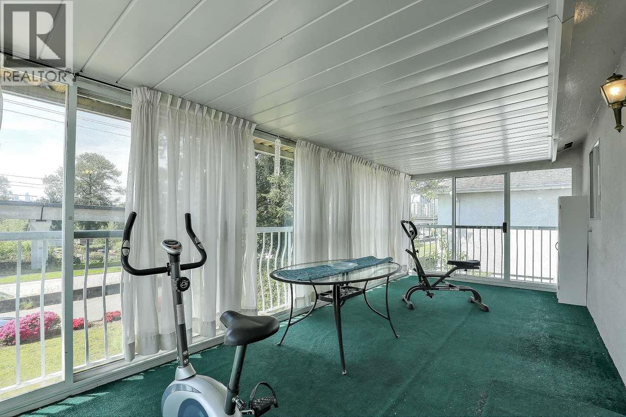 6407 Lougheed Highway, Burnaby, British Columbia  V5B 3A1 - Photo 17 - R3056659