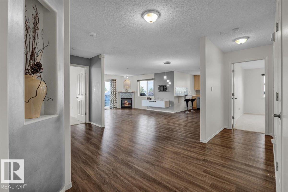 #301 279 Suder Greens Dr Nw, Edmonton, Alberta  T5T 6X6 - Photo 10 - E4461844