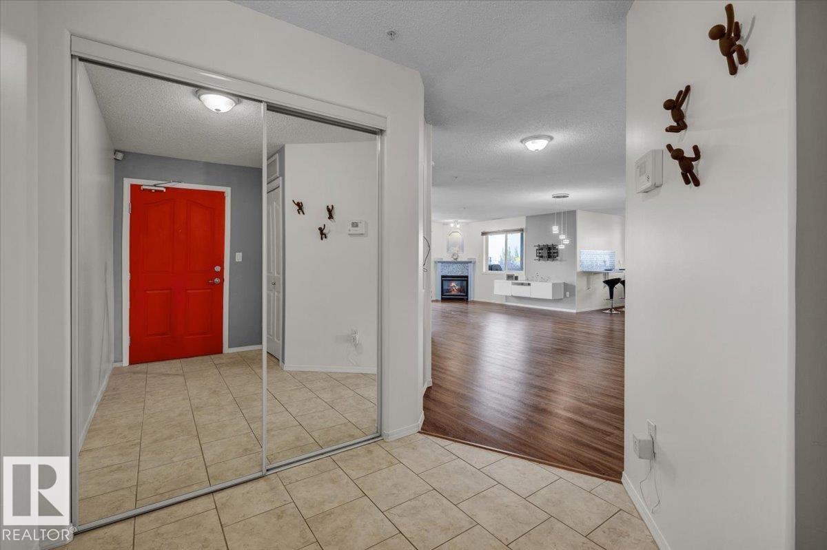 #301 279 Suder Greens Dr Nw, Edmonton, Alberta  T5T 6X6 - Photo 9 - E4461844