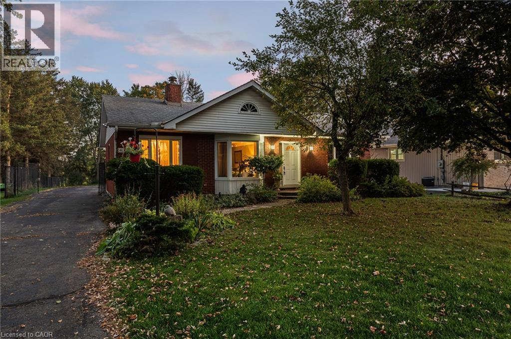 141 RIVERBANK Drive, Cambridge, Ontario