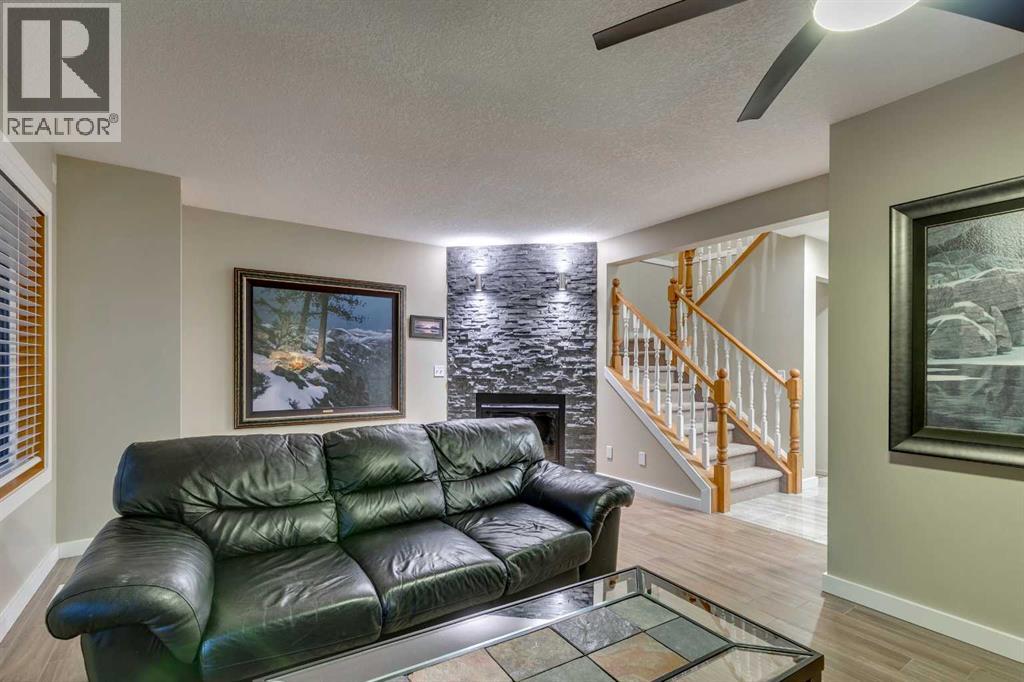 60 Inglewood Cove Se, Calgary, Alberta  T2G 5K3 - Photo 18 - A2259498