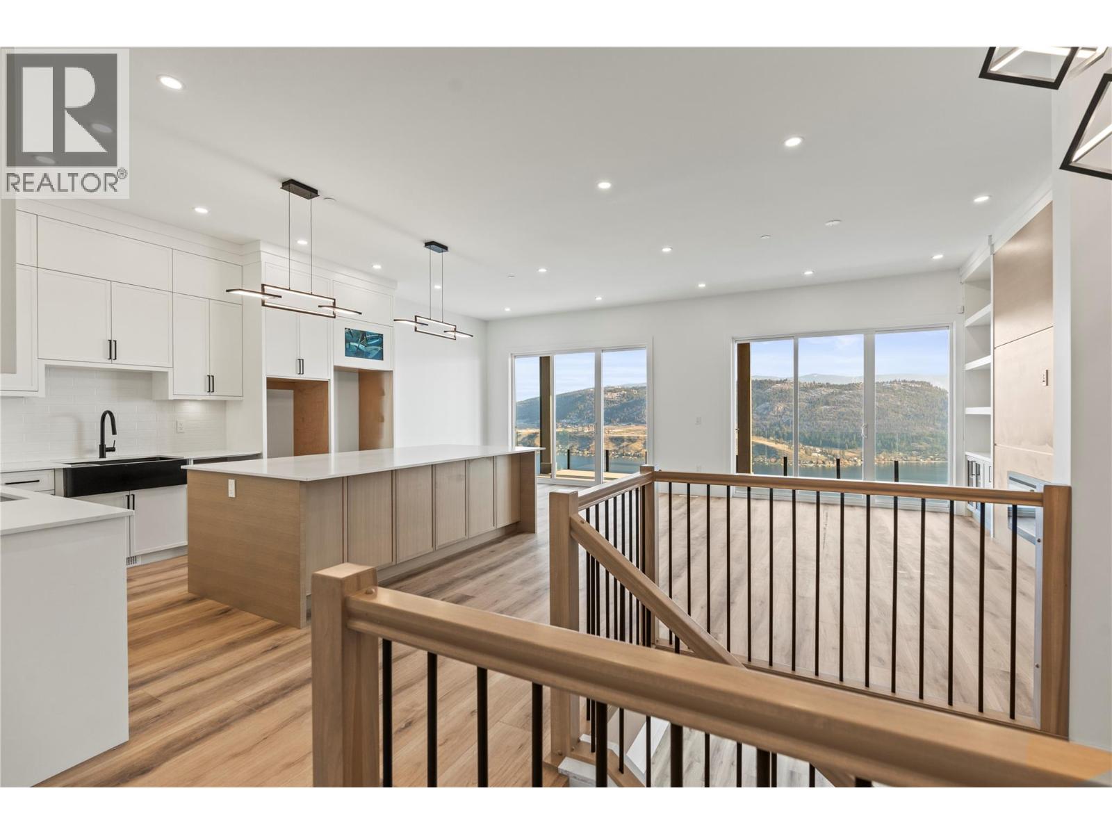 8948 Tavistock Road, Vernon, British Columbia  V1H 2L4 - Photo 9 - 10365721