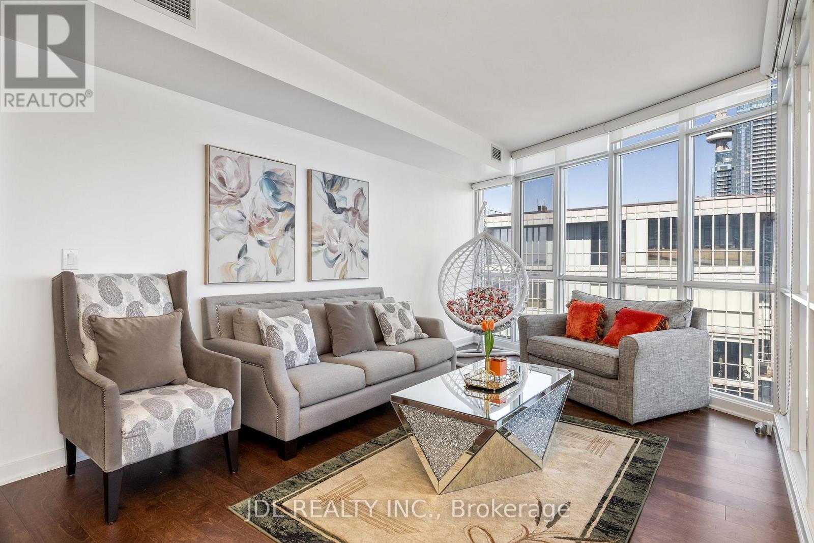 4606 - 21 Iceboat Terrace, Toronto, Ontario  M5V 4A9 - Photo 10 - C12458601
