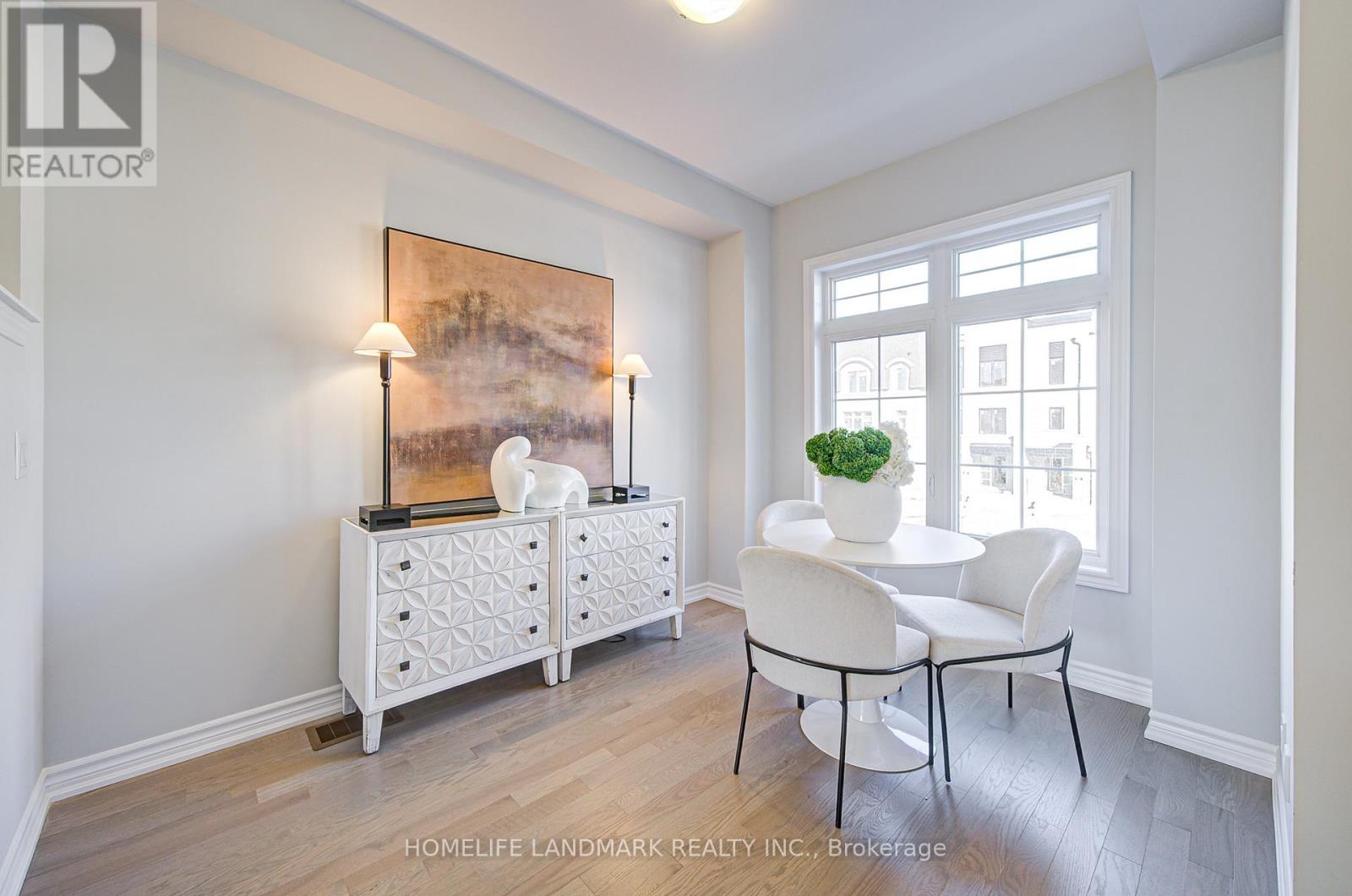 49 York Downs Boulevard, Markham, Ontario  L6C 3K3 - Photo 17 - N12458609