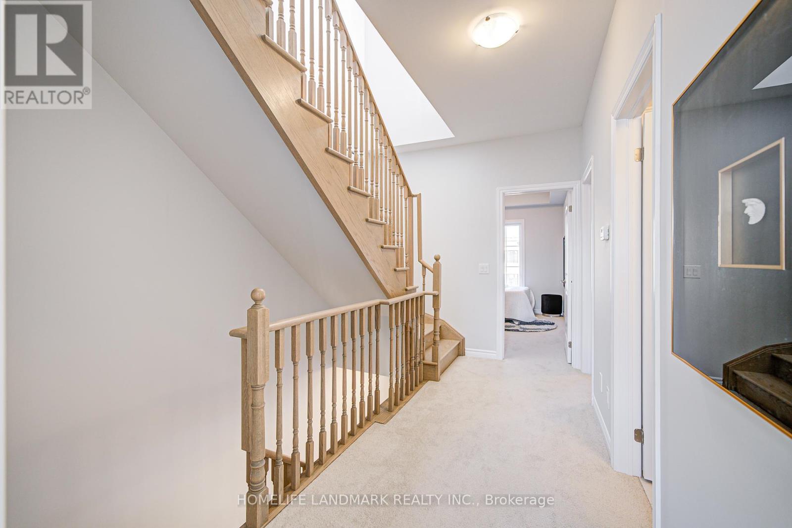49 York Downs Boulevard, Markham, Ontario  L6C 3K3 - Photo 19 - N12458609