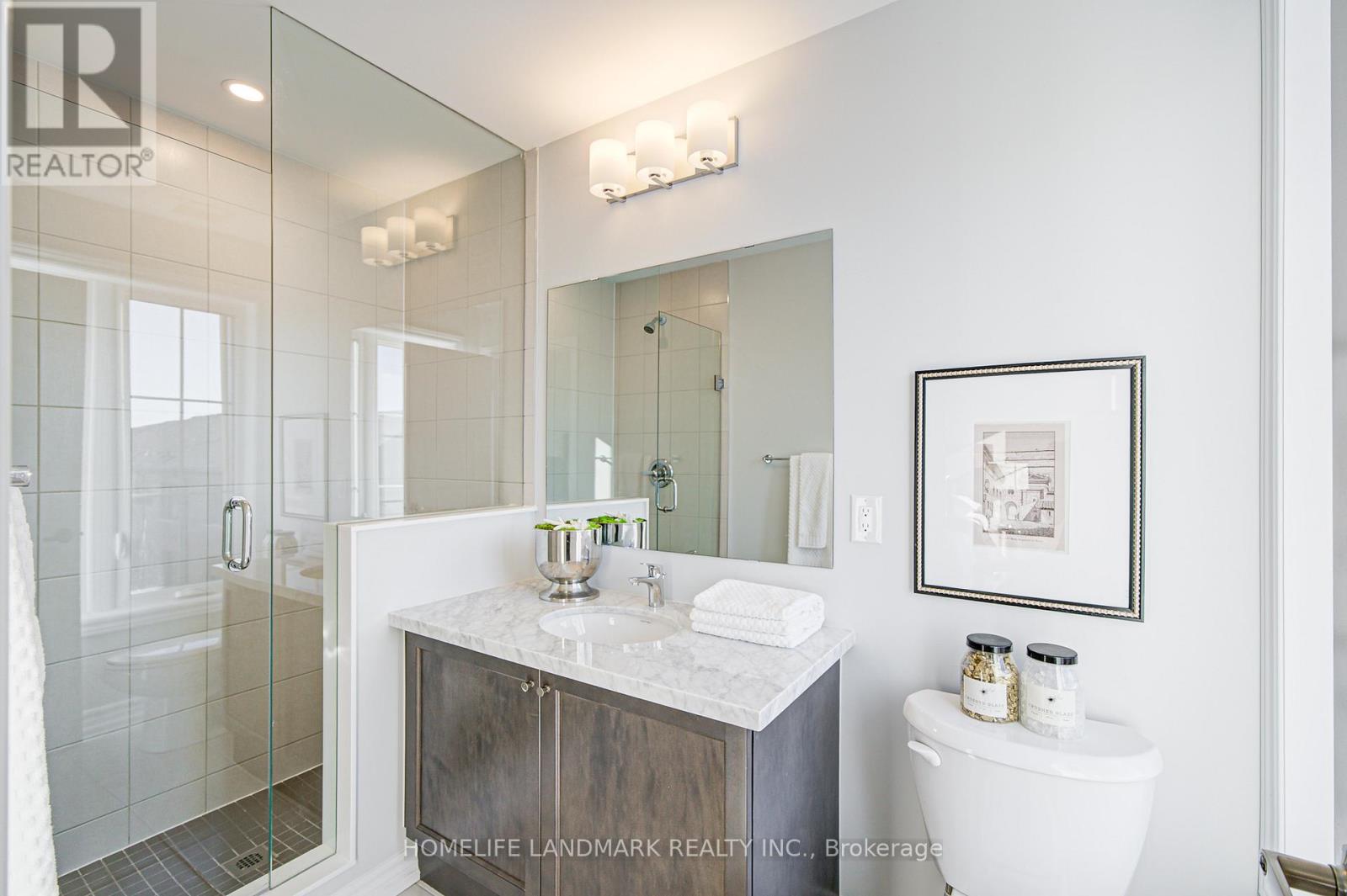 49 York Downs Boulevard, Markham, Ontario  L6C 3K3 - Photo 24 - N12458609