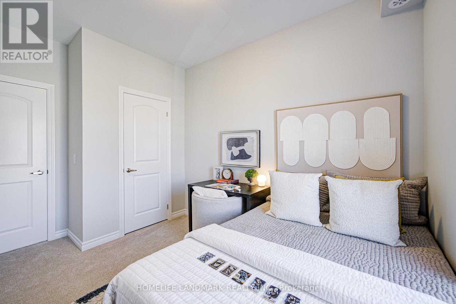 49 York Downs Boulevard, Markham, Ontario  L6C 3K3 - Photo 29 - N12458609