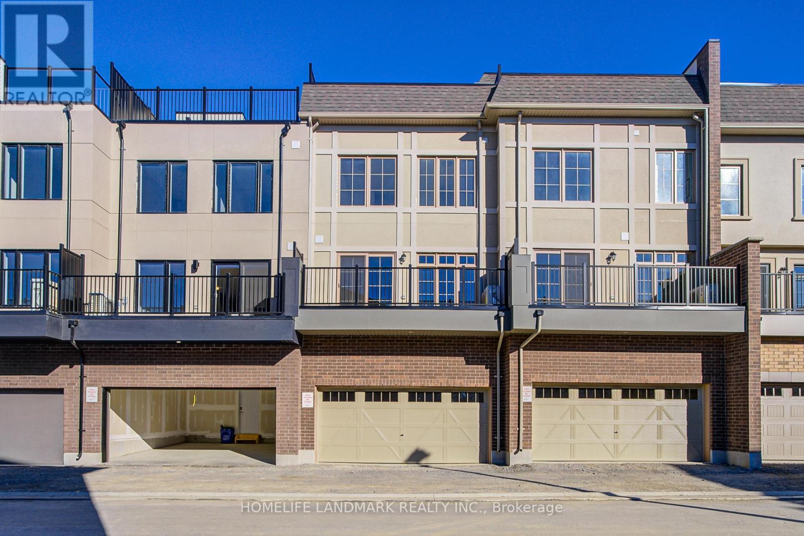 49 York Downs Boulevard, Markham, Ontario  L6C 3K3 - Photo 38 - N12458609