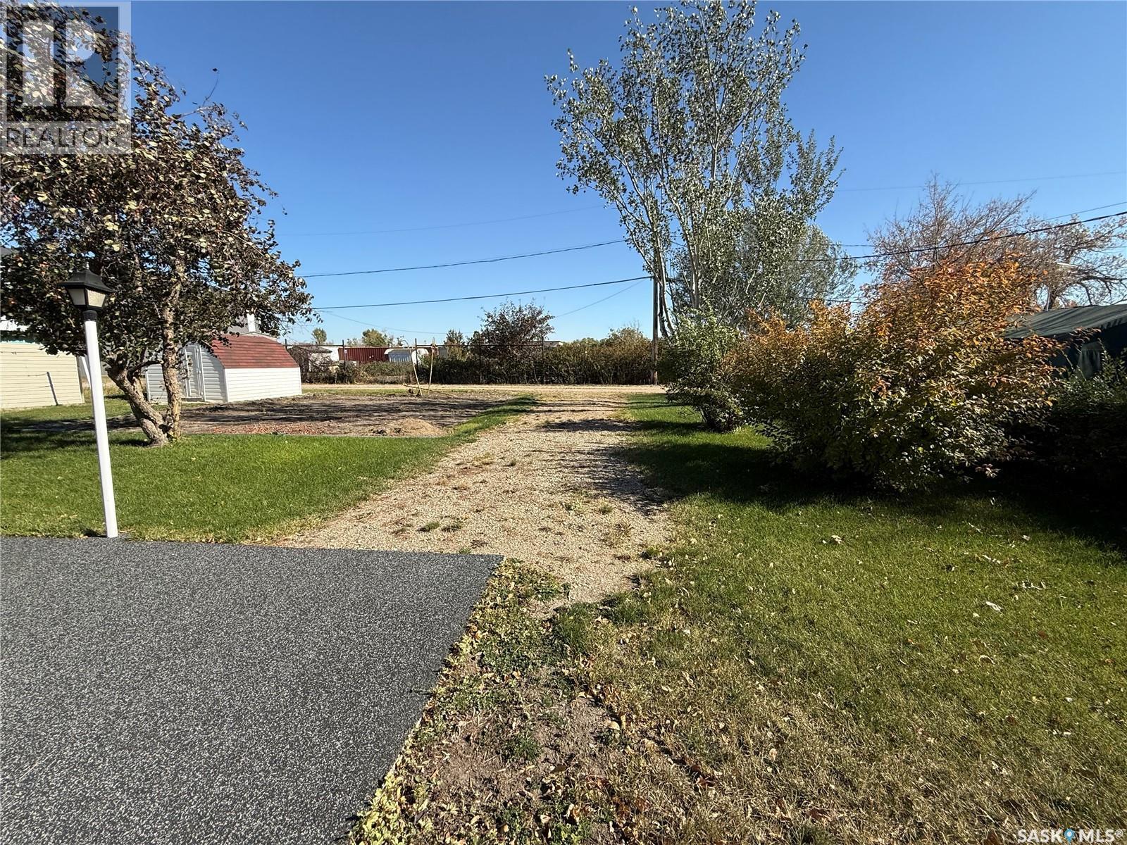 112 Bennett Street, Lampman, Saskatchewan  S0C 1N0 - Photo 44 - SK019804