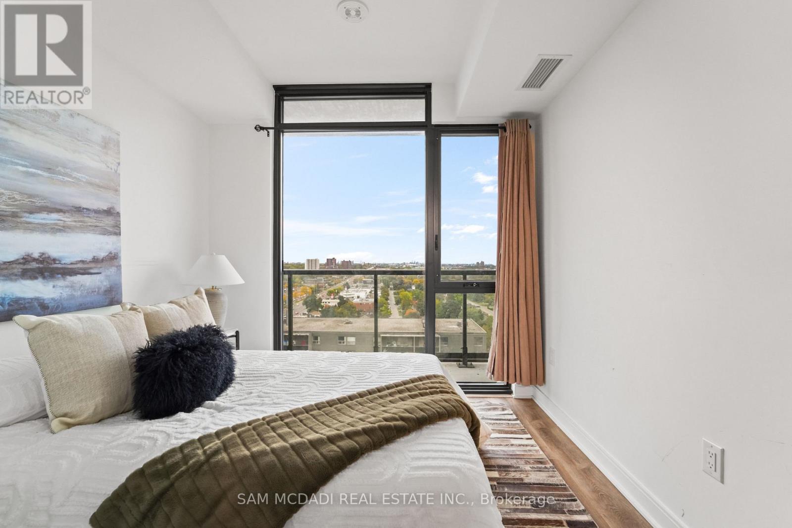 1513 - 86 Dundas Street E, Mississauga, Ontario  L5A 0B1 - Photo 19 - W12458604