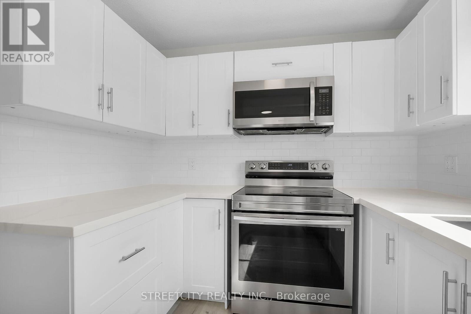 402 Homestead Court, London North, Ontario  N6G 2E9 - Photo 10 - X12458616