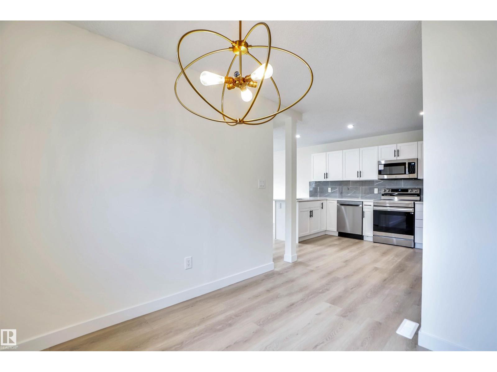 3806 85 St Nw, Edmonton, Alberta  T6K 0H6 - Photo 15 - E4461845
