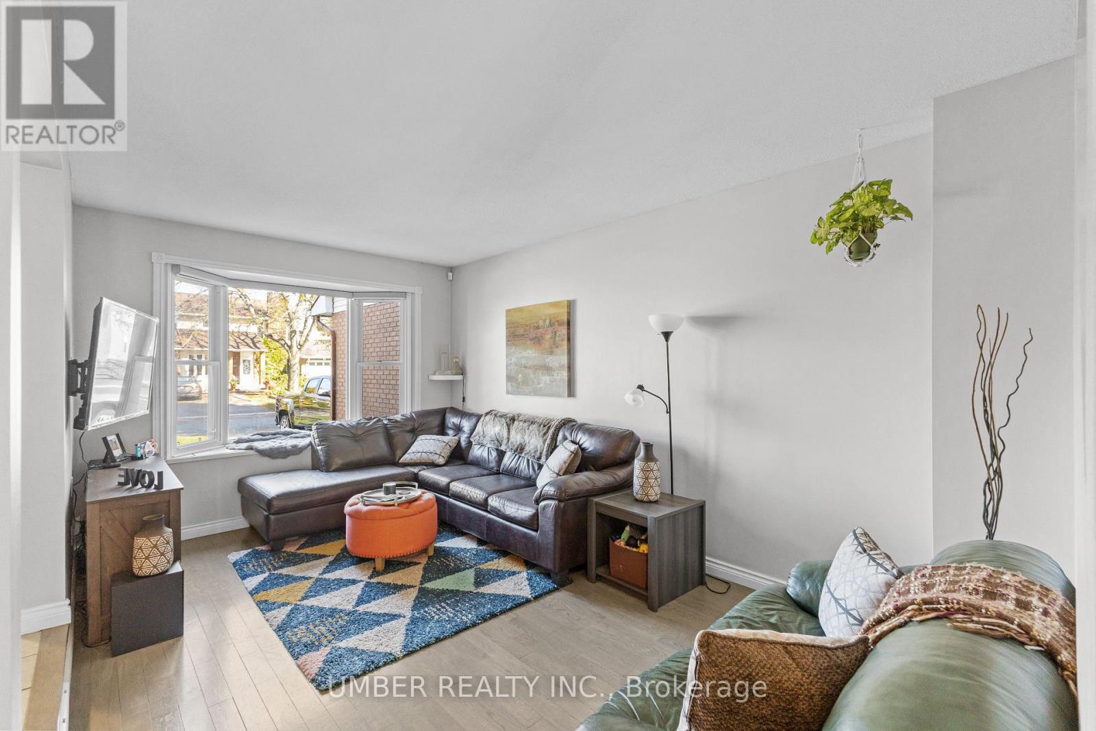 1130 St Emmanuel Terrace, Ottawa, Ontario  K1C 2J7 - Photo 10 - X12458610