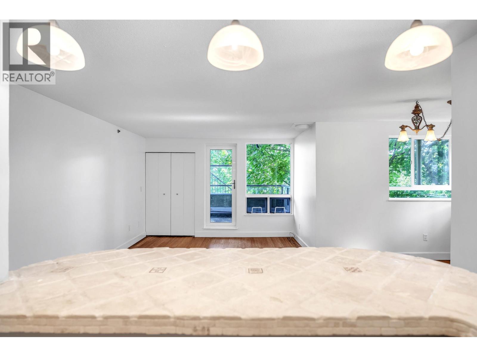 28 1345 W 4th Avenue, Vancouver, British Columbia  V6H 3Y8 - Photo 18 - R3043353