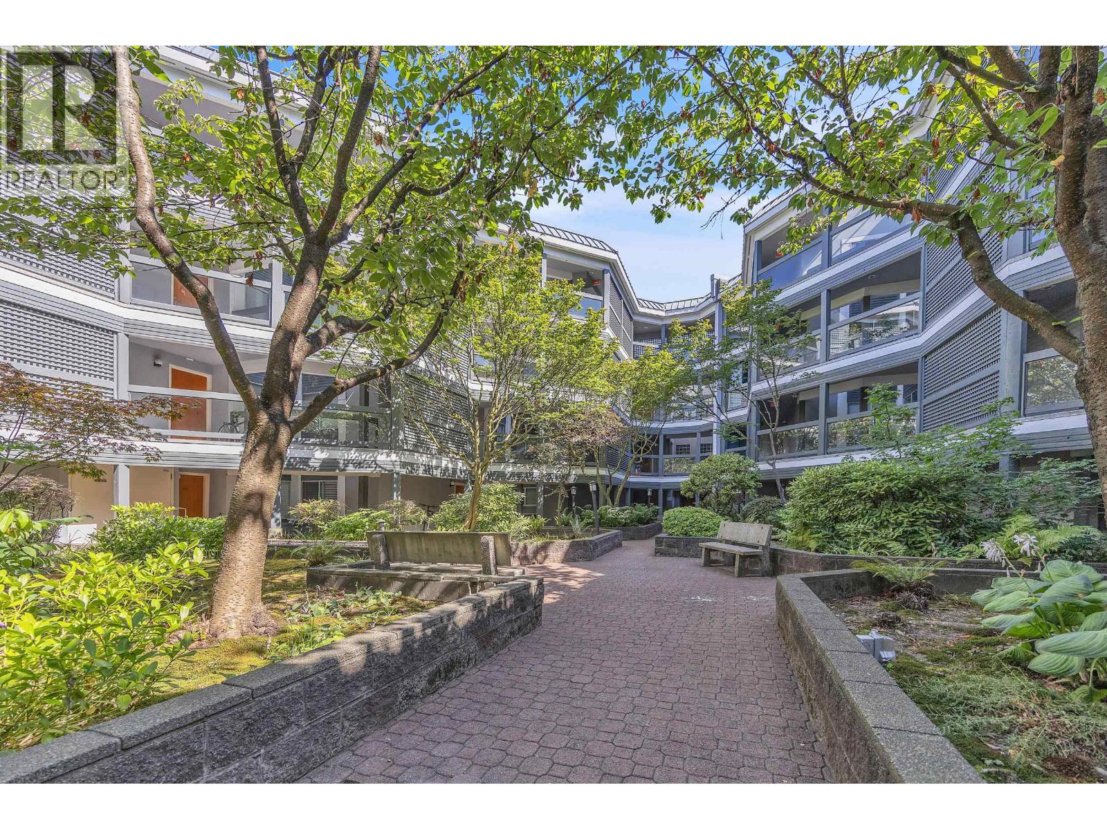 28 1345 W 4th Avenue, Vancouver, British Columbia  V6H 3Y8 - Photo 3 - R3043353