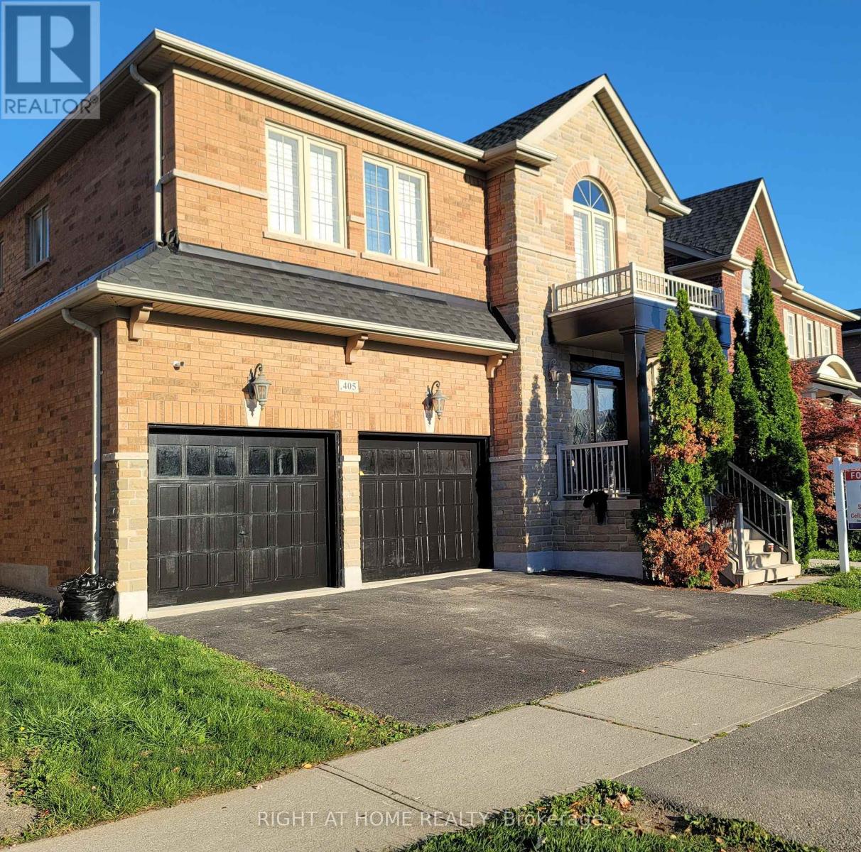 405 Scott Boulevard, Milton, Ontario  L9T 0T1 - Photo 2 - W12451010