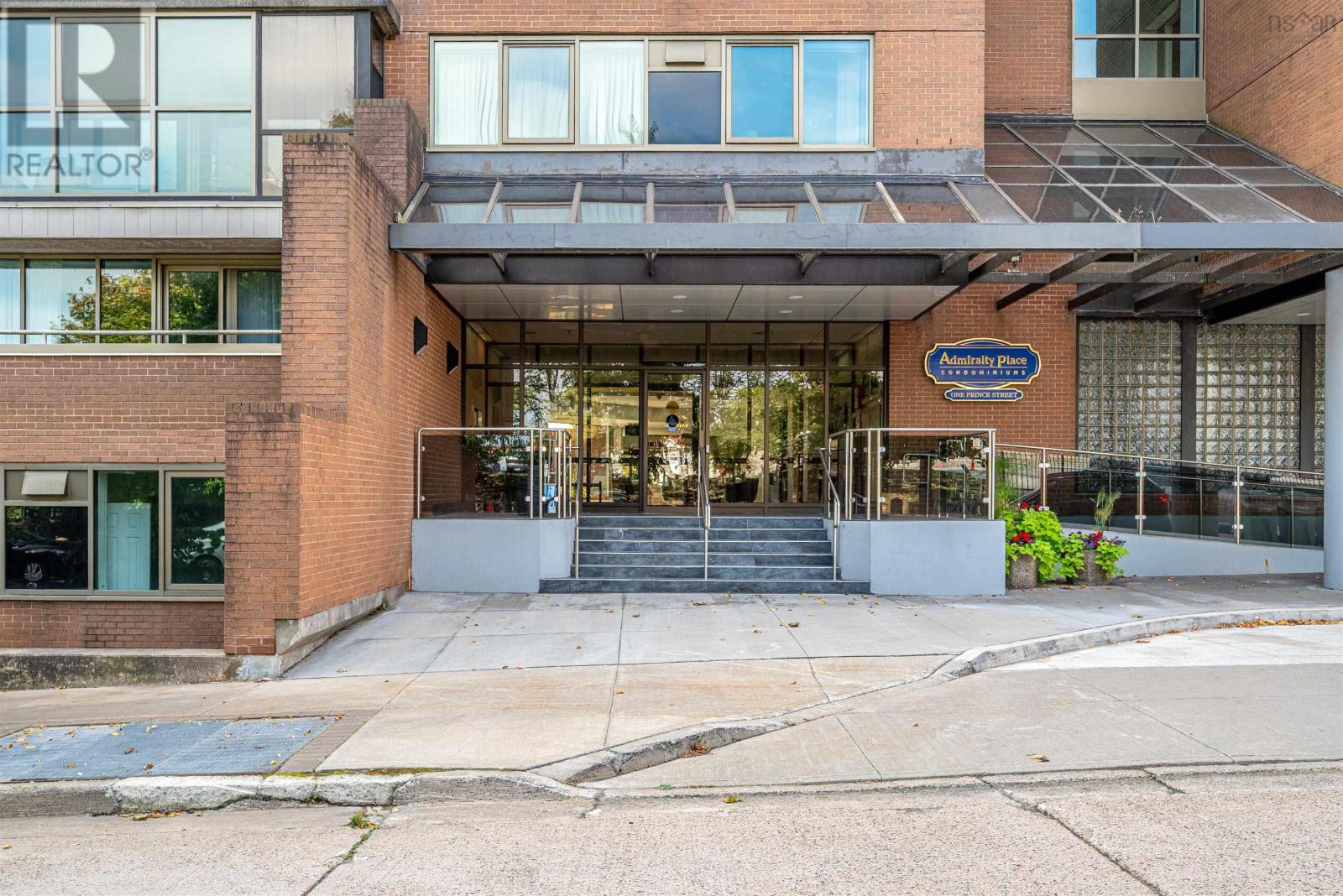 Ph2 1 Prince Street, Dartmouth, Nova Scotia  B2Y 4L3 - Photo 8 - 202525556