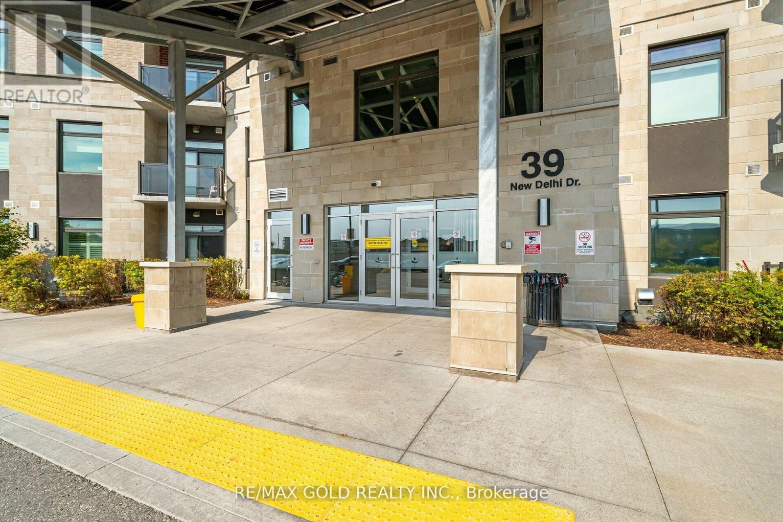 209 - 39 New Delhi Drive, Markham, Ontario  L3S 0E1 - Photo 3 - N12458620