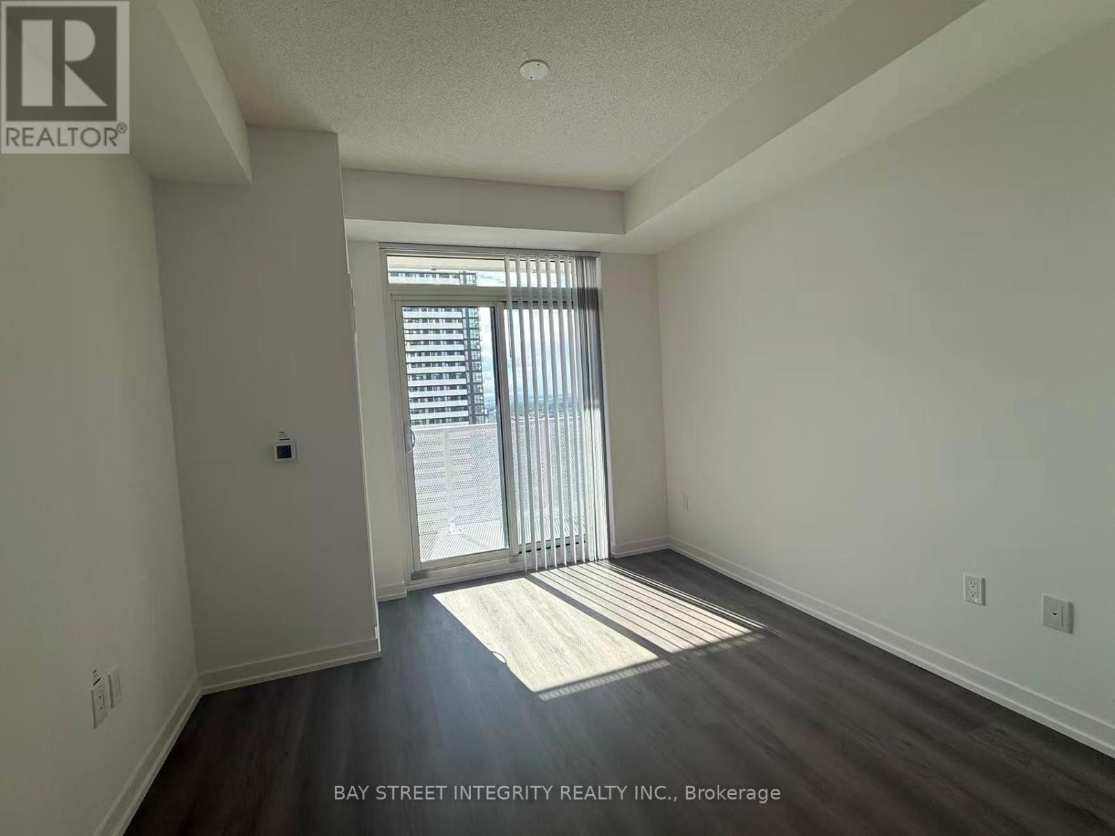 2915 - 28 Interchange Way, Vaughan, Ontario  L4K 0P8 - Photo 7 - N12458624