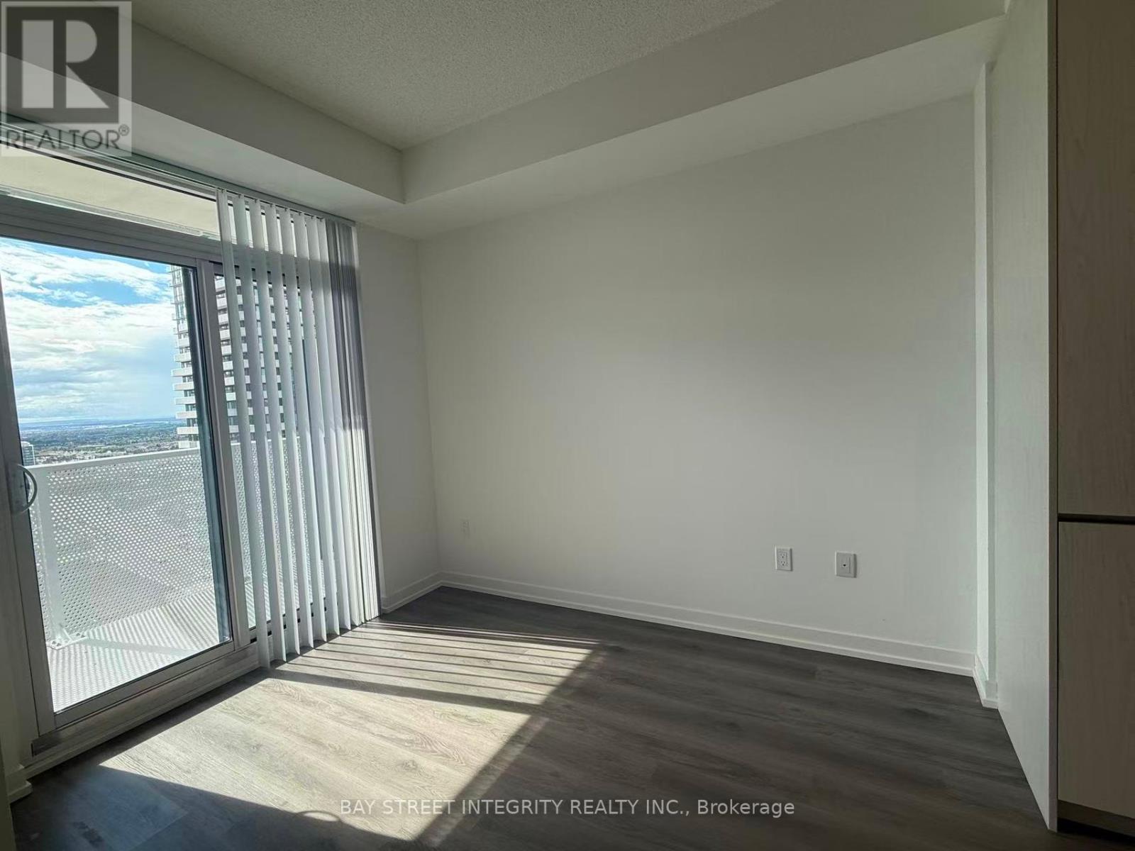 2915 - 28 Interchange Way, Vaughan, Ontario  L4K 0P8 - Photo 8 - N12458624