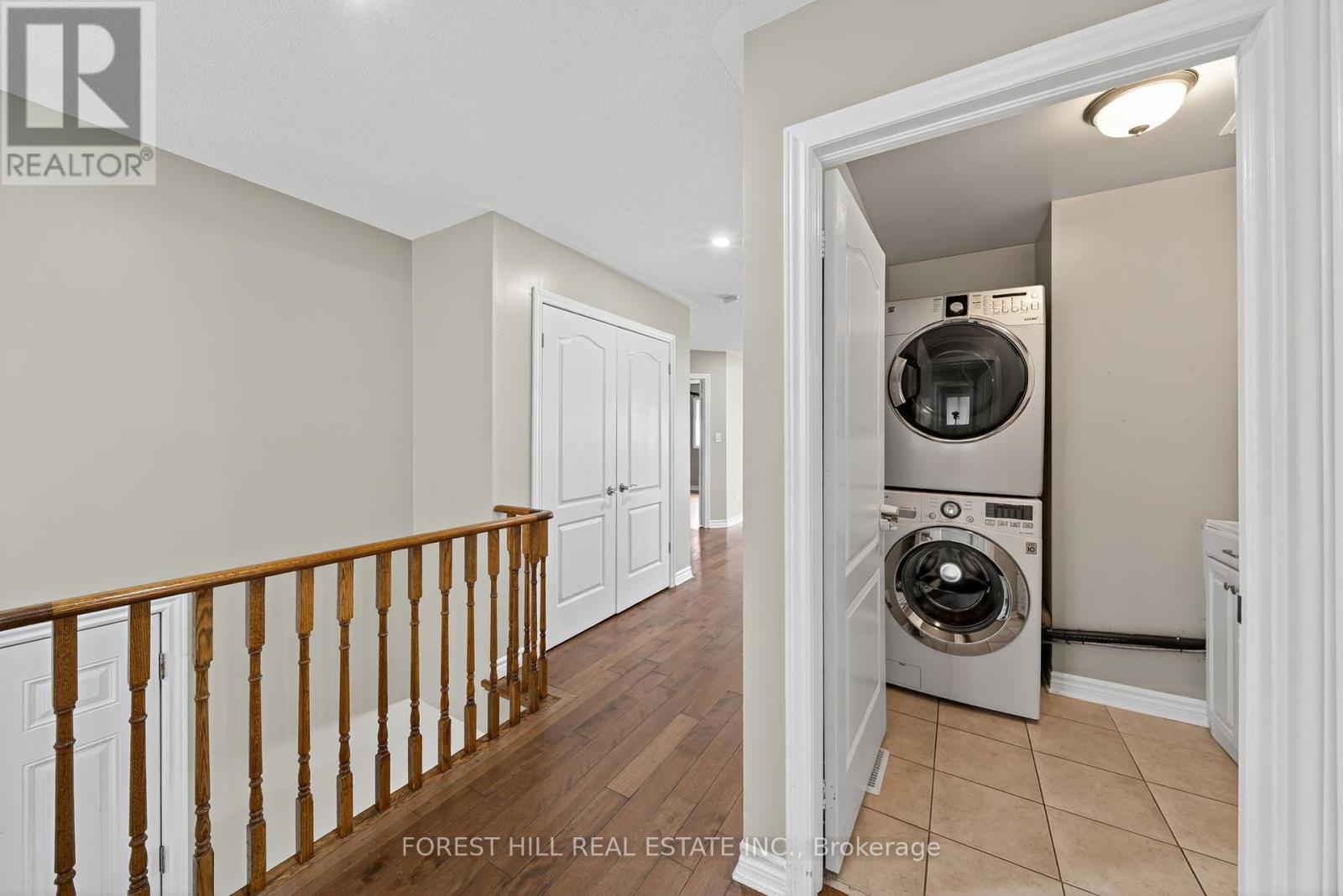 70 Diana Way, Barrie, Ontario  L4M 7H9 - Photo 17 - S12458617