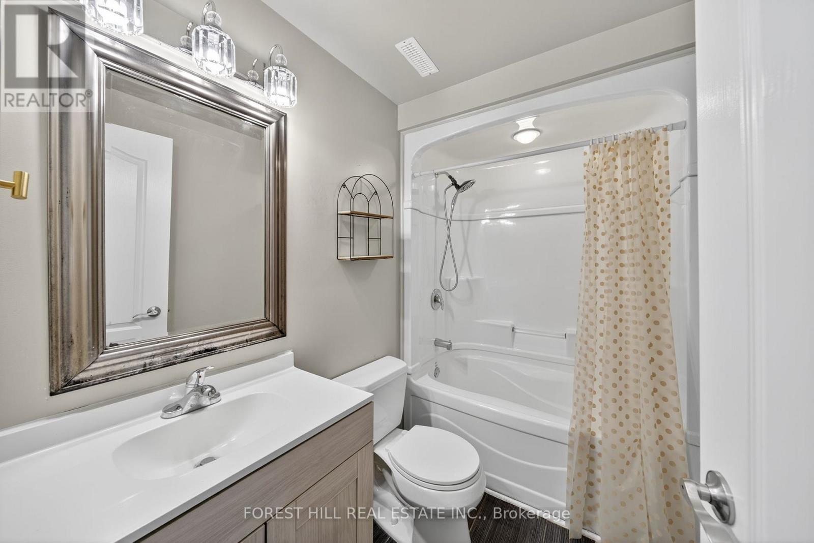 70 Diana Way, Barrie, Ontario  L4M 7H9 - Photo 24 - S12458617
