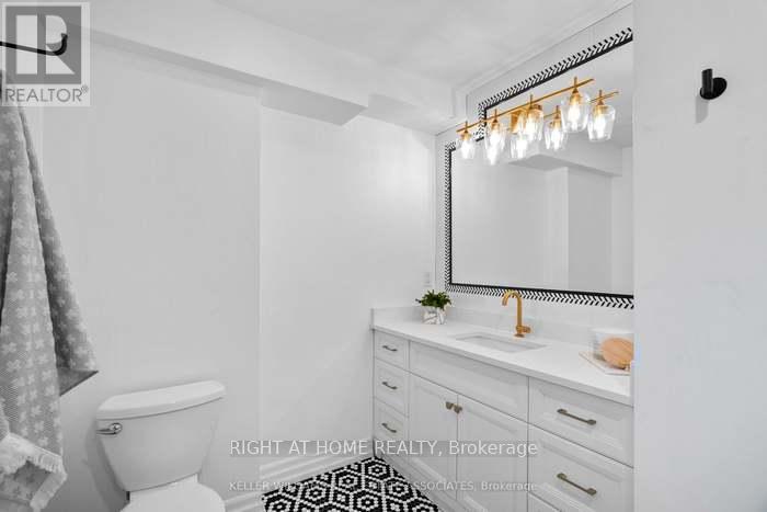 5136 Castlefield Drive, Mississauga, Ontario  L5V 1S2 - Photo 24 - W12458622