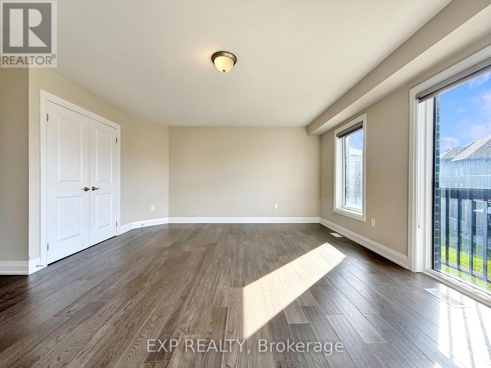 922 Isaac Phillips Way, Newmarket, Ontario  L3X 2Y8 - Photo 9 - N12345715
