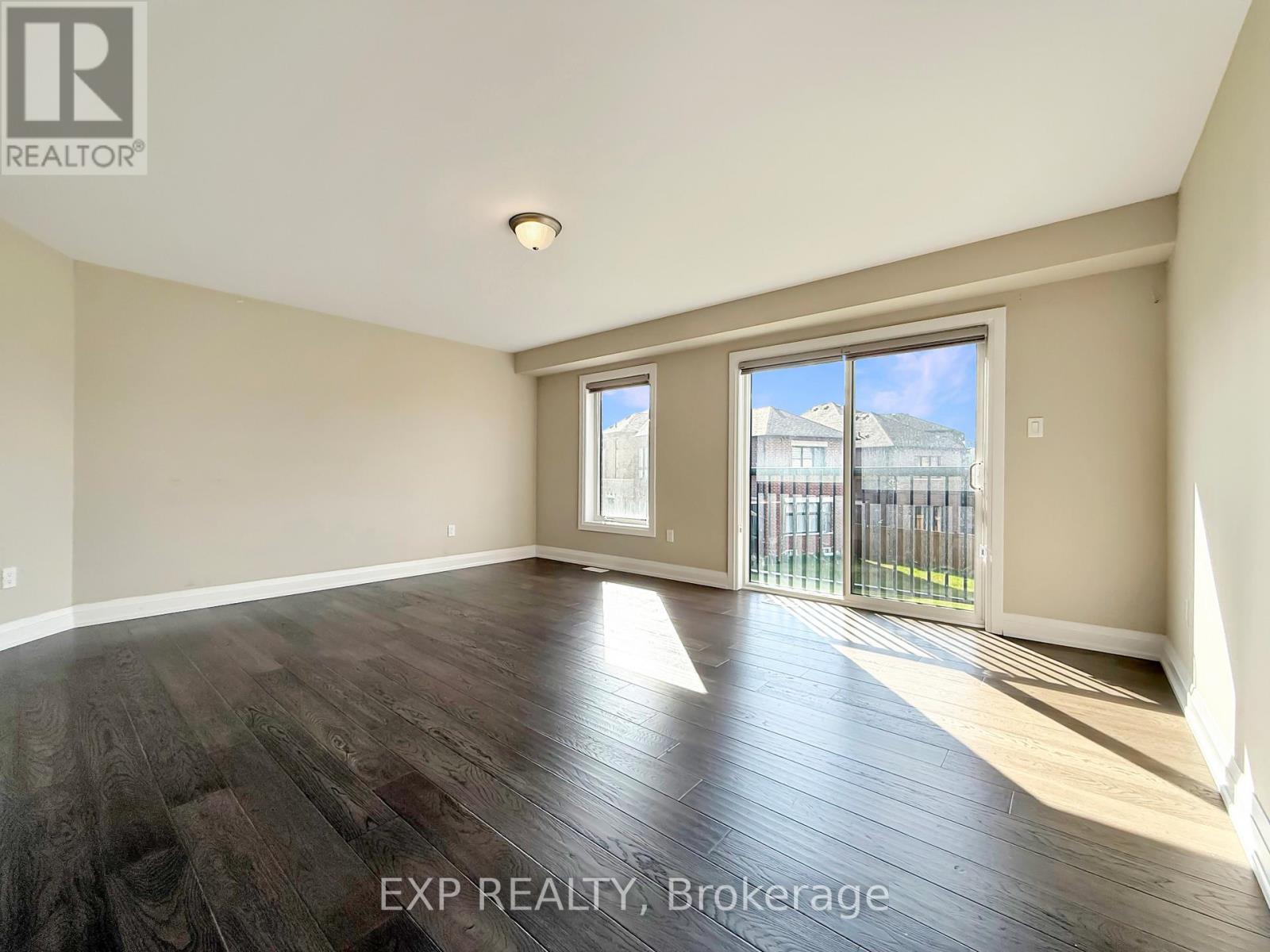 922 Isaac Phillips Way, Newmarket, Ontario  L3X 2Y8 - Photo 8 - N12345715