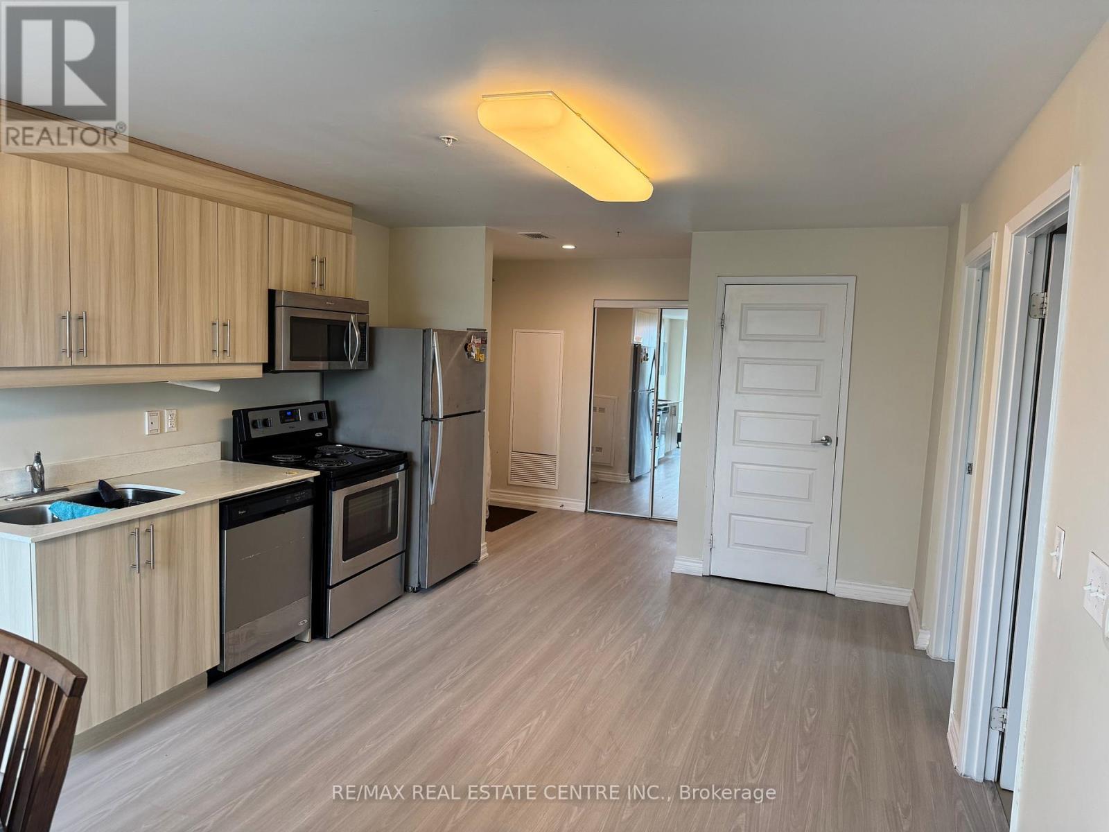 502 - 160 King Street N, Waterloo, Ontario  N2J 2Y2 - Photo 18 - X12458612