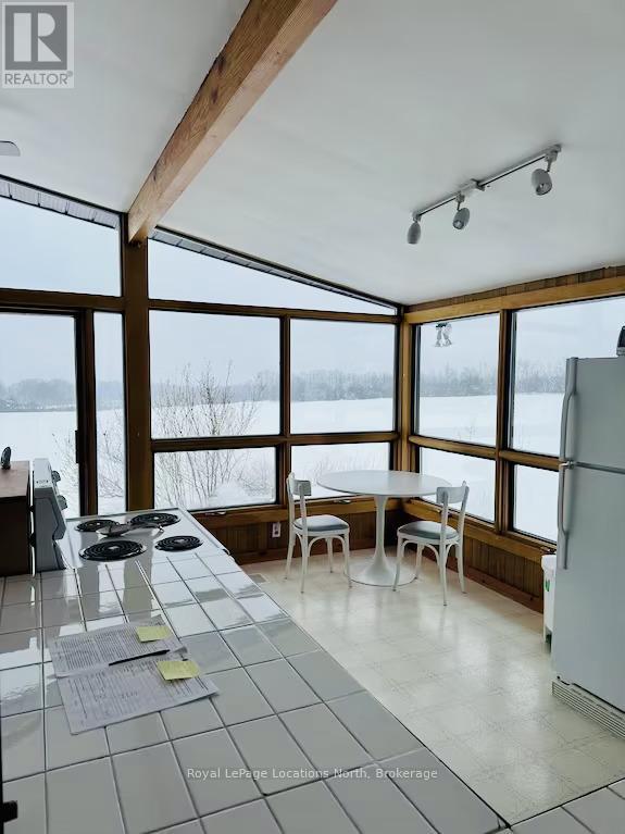569513 6th Side Road, Blue Mountains, Ontario  N0H 2E0 - Photo 13 - X12458629