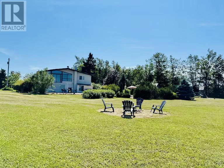 569513 6th Side Road, Blue Mountains, Ontario  N0H 2E0 - Photo 2 - X12458629