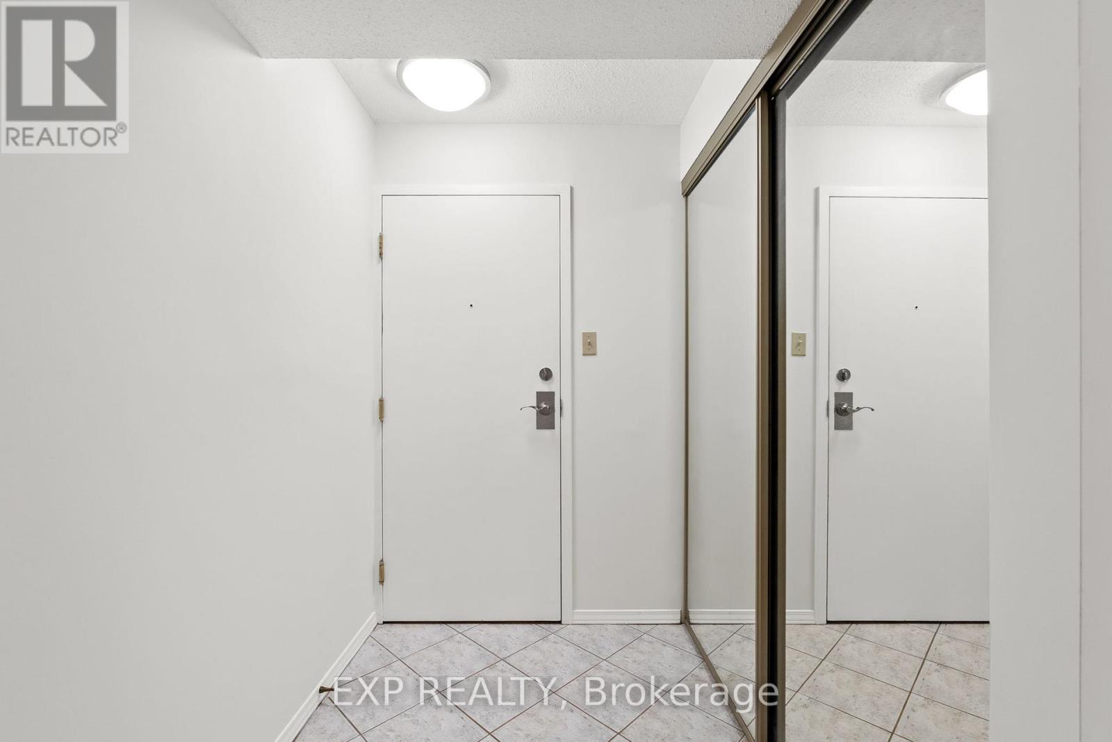 903 - 1705 Playfair Drive, Ottawa, Ontario  K1H 8P6 - Photo 16 - X12458637