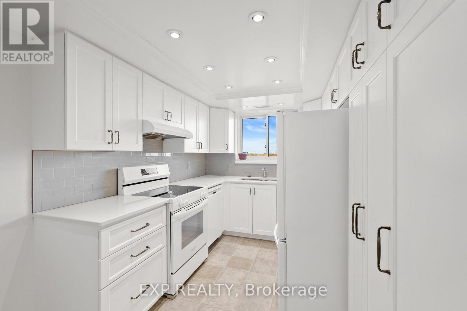 903 - 1705 Playfair Drive, Ottawa, Ontario  K1H 8P6 - Photo 26 - X12458637