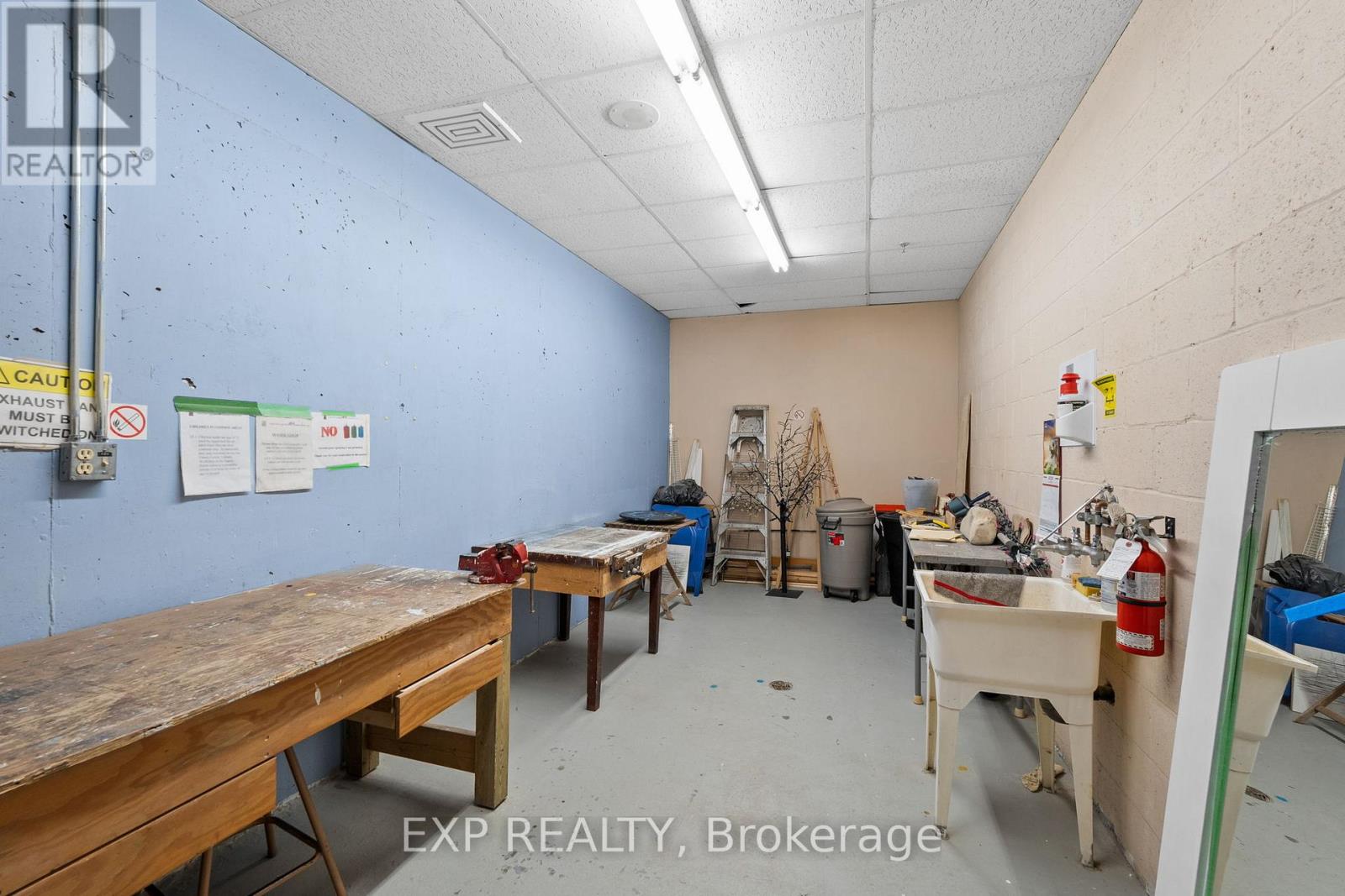 903 - 1705 Playfair Drive, Ottawa, Ontario  K1H 8P6 - Photo 46 - X12458637