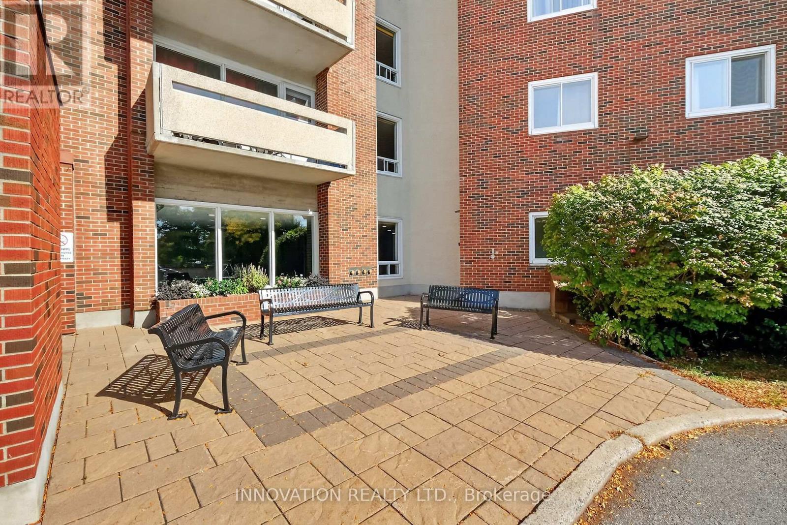1015 - 915 Elmsmere Road, Ottawa, Ontario  K1J 8H8 - Photo 6 - X12458643