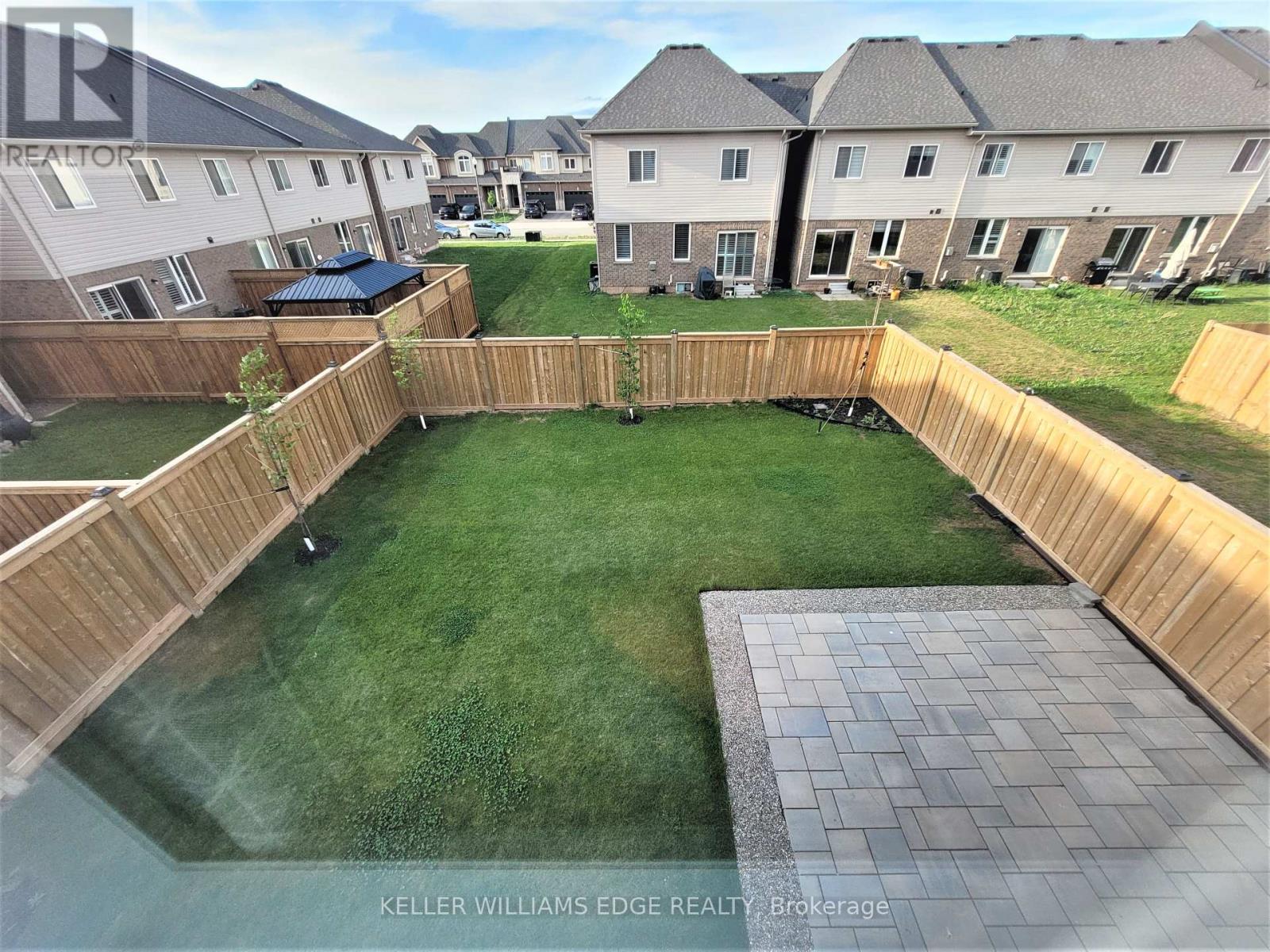 9 Zinfandel Drive, Hamilton, Ontario  L8E 0K1 - Photo 10 - X12458627