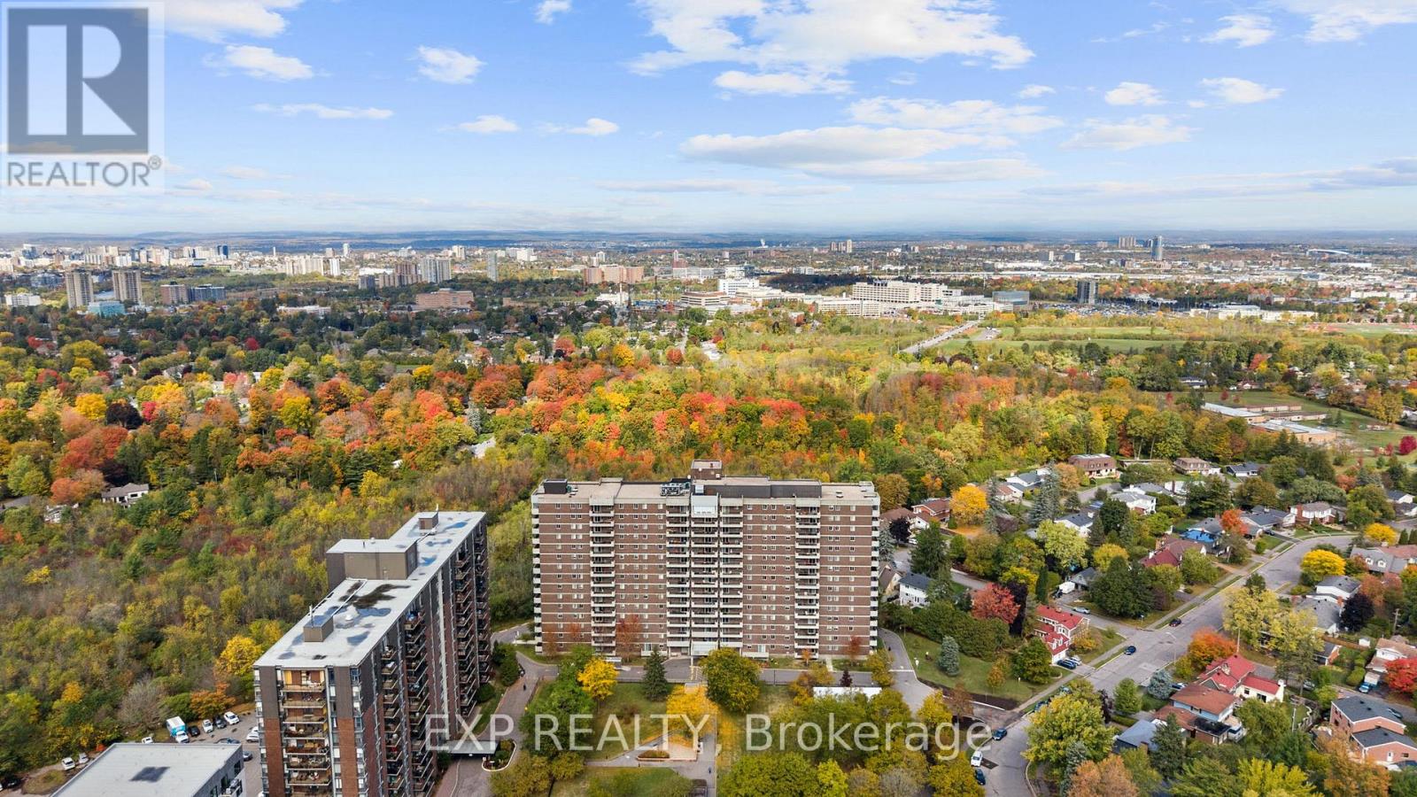 903 - 1705 Playfair Drive, Ottawa, Ontario  K1H 8P6 - Photo 6 - X12458637