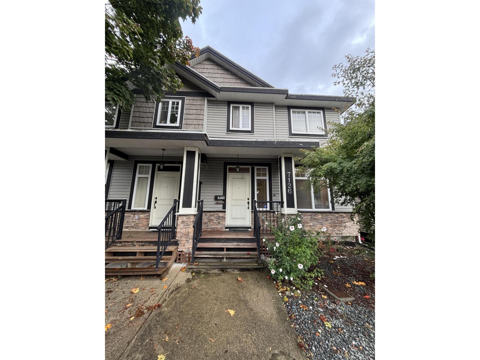 7126 144 Street, Surrey, British Columbia  V3W 5S2 - Photo 2 - R3056032